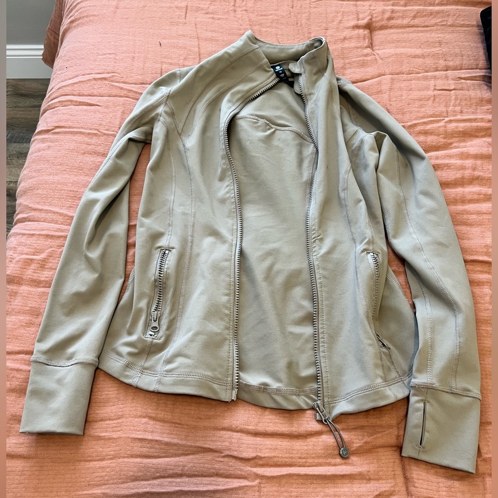 Cute zip up